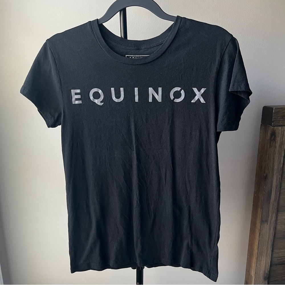 Equinox Black Short Sleeve Women's Tee - Size large